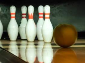 Málaga Puntería a prueba: partida de bolos para 2 o 4 personas en Miroko Park