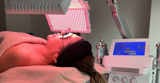 Barcelona Piel radiante con tratamientos faciales con cabina led e hidrolimpieza