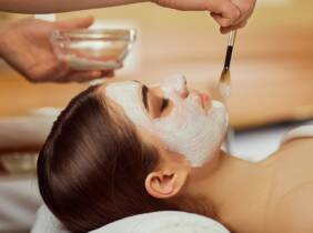Madrid Limpieza facial posverano con opción a electroestimulación o LED