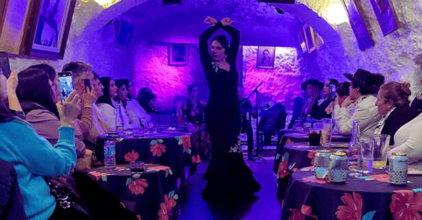 Granada Entrada a show flamenco para 2 en el Sacromonte de Granada con bebida