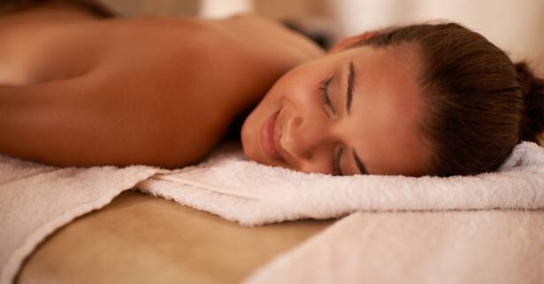 Valencia Revitaliza tu cuerpo con un tratamiento corporal hidratante con masaje